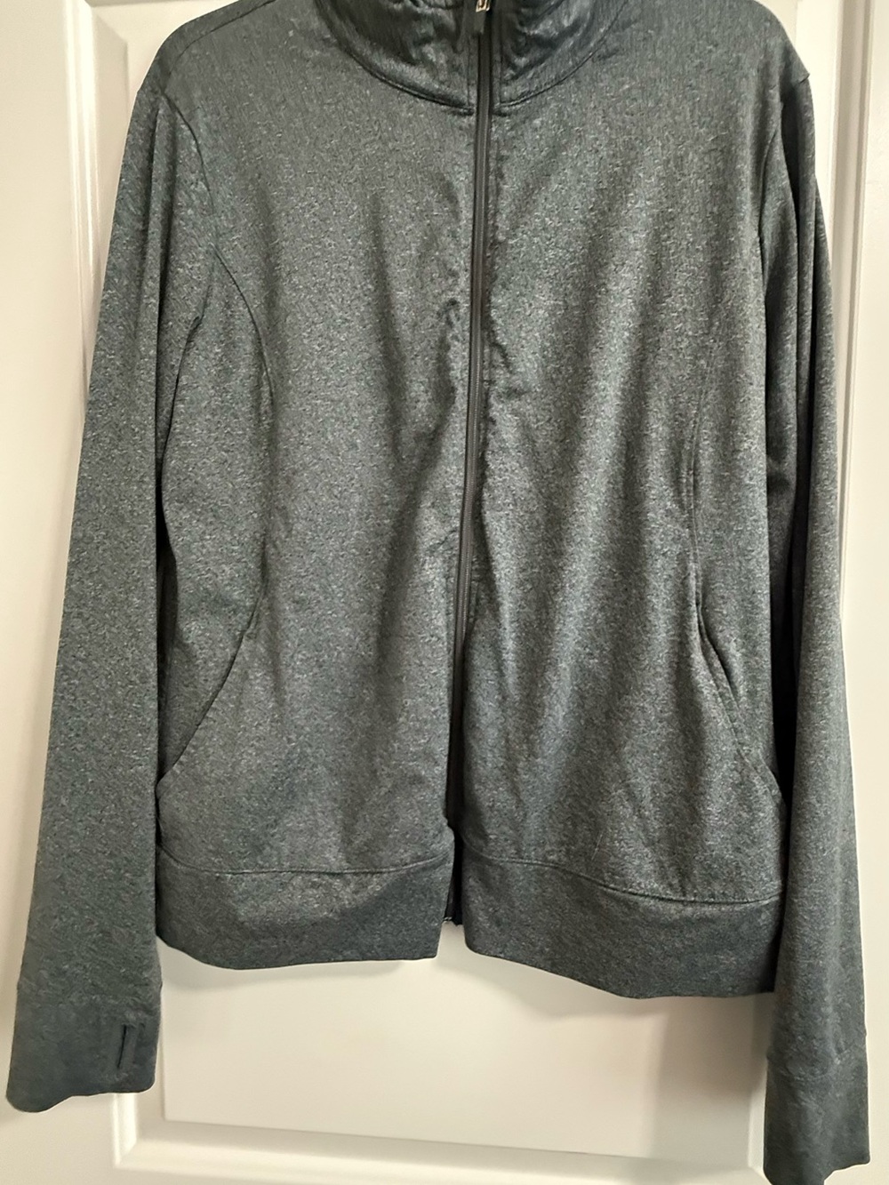 Women’s Gray Quarter Zip Athletic Pullover Thumbholes Lightweight Workout Top